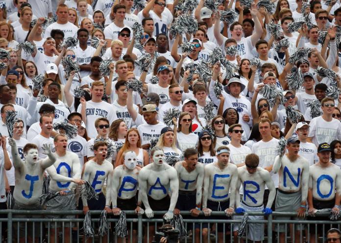 607309888-penn-state-students-support-joe-paterno-during-the-game.jpg.CROP.promo-xlarge2.jpg